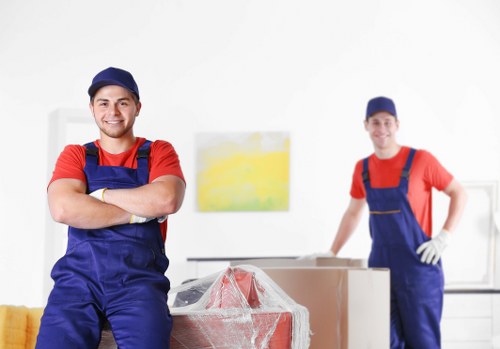 Professional packing and unpacking services in Watford for a smooth move