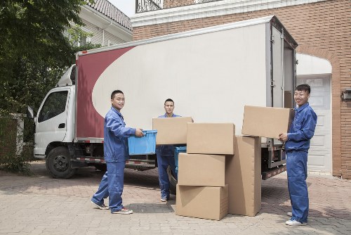 Secure storage facilities in Watford for personal and business use