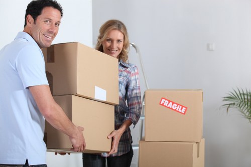 Free quote concept for Movers Watford with clear pricing options